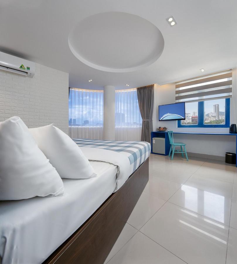Lucia Hotel